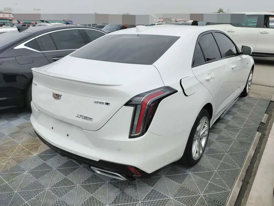 Cadillac CT4 2022 28T Luxury