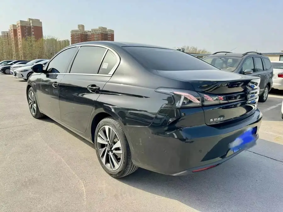 Peugeot 408 2022 1.6T Chase Light Edition