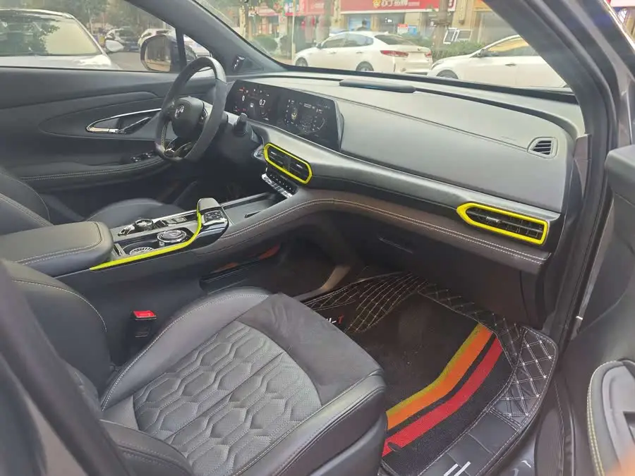 شانغان UNI-T 2022 1.5T البريميوم