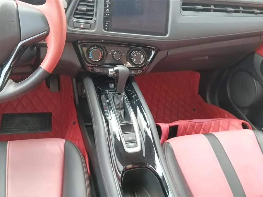 هوندا HR-V 2020 1.5 لتر CVT إصدار رائد