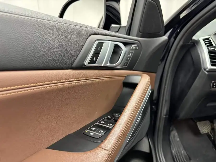 بي إم دبليو X6 2021 xDrive30i حزمة M الرياضية