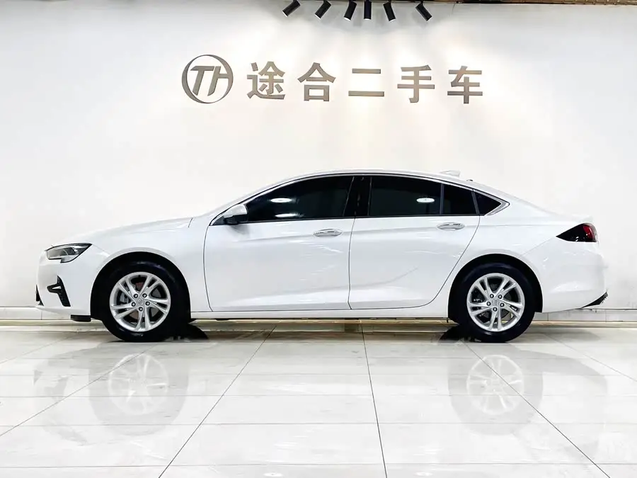 بيوك ريجال 2022 552T النسخة الذكية