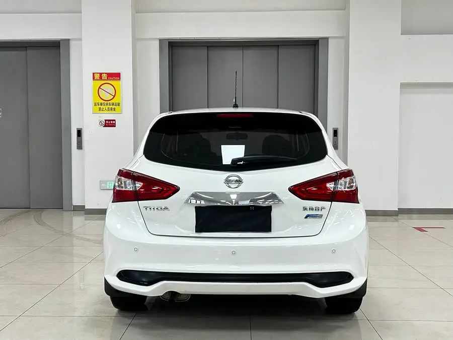 2020 نيسان تييدا 1.6 لتر CVT إصدار كول