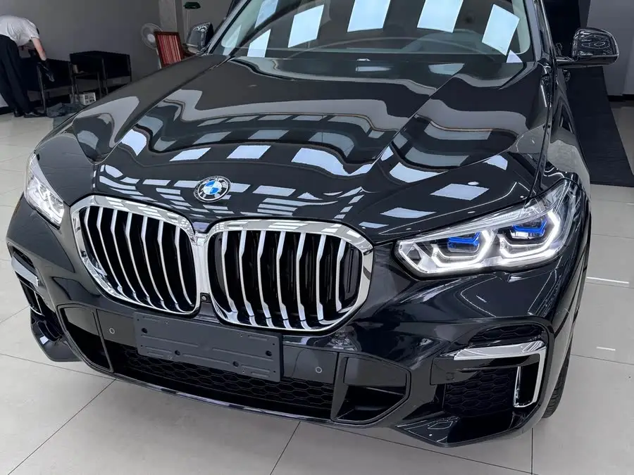 بي إم دبليو X5 2022 xDrive 30Li باقة M الرياضية المميزة