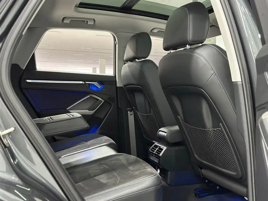 أودي Q3 2021 35 TFSI طراز رياضي أنيق