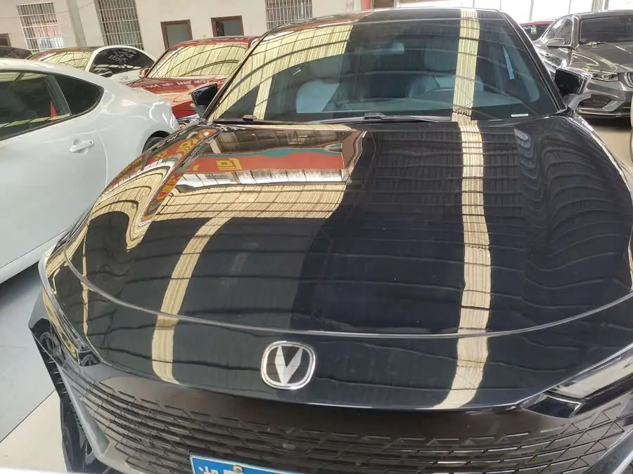 Changan UNI-V 2022 1.5T Premium