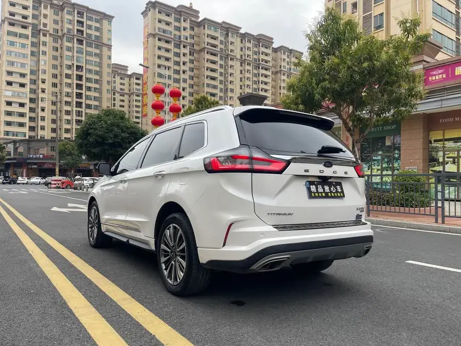 2021 Ford Edge PLUS EcoBoost 245 2WD High-end Model 7-seater