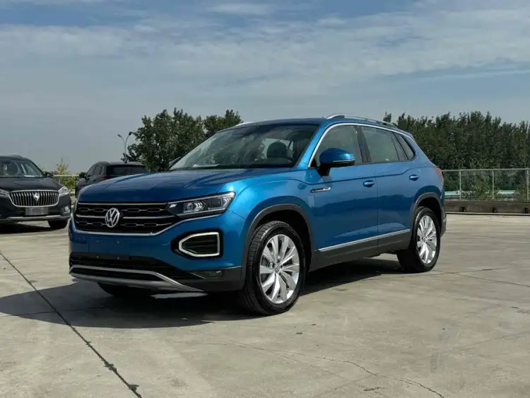 Tayron 2020 Model 330 TSI Two-Wheel Drive Luxury Intelligent Connectivity Pro