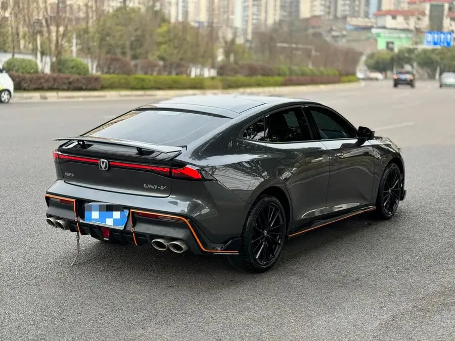 Changan UNI-V 2023 1.5T Sports Edition