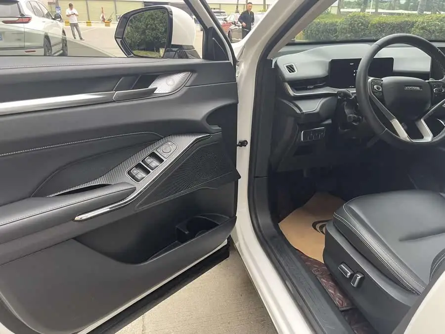 Haval H6 2021 Model Third Generation 1.5T Automatic Two-Wheel Drive Plus