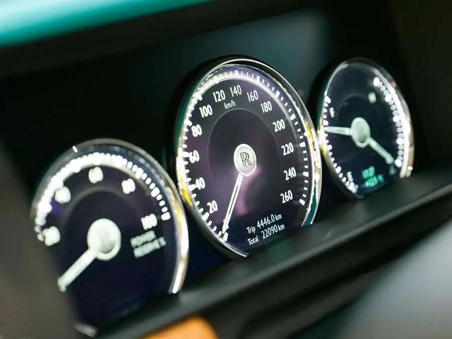 كولينان 2018 نسخة بأربعة مقاعد