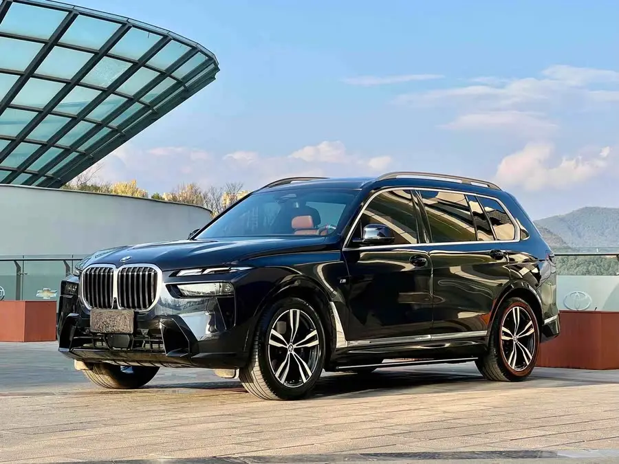 BMW X7 2023 xDrive40i Exclusive M Sport Package