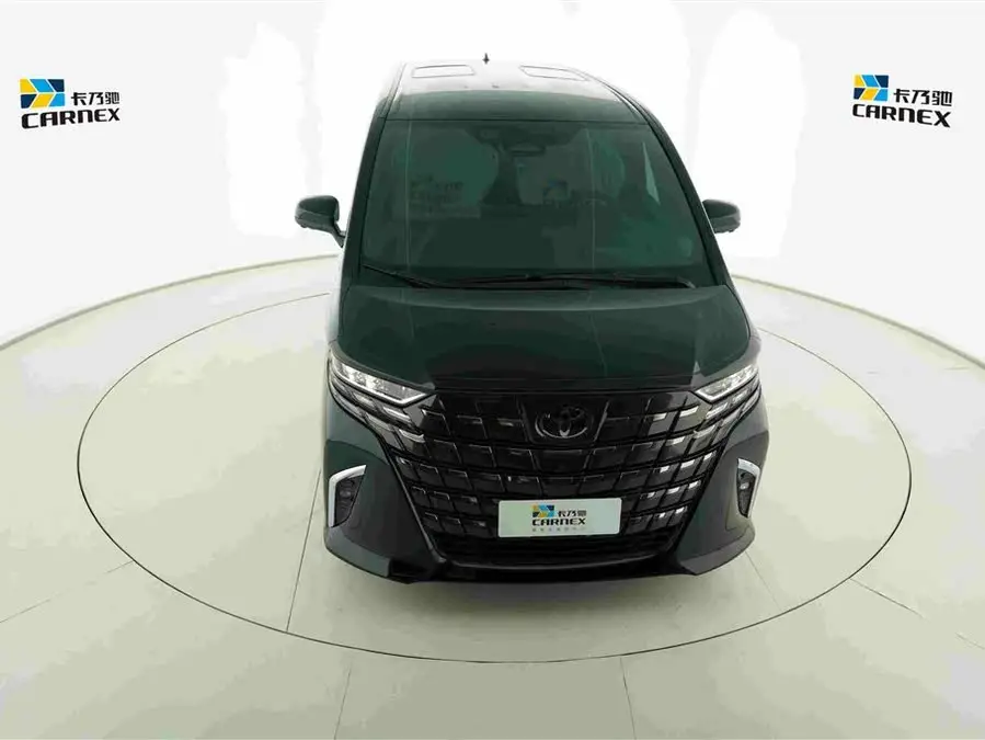 ألفارد 2024 هجين 2.5 لتر الإصدار البريميوم