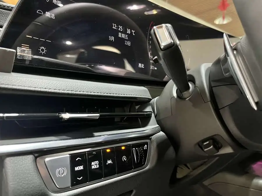 Cadillac CT6 2023 28T Luxury