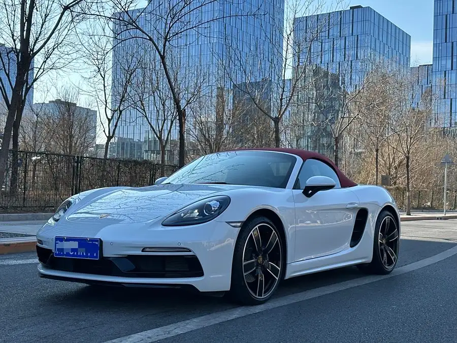 Porsche 718 2022 Model Boxster 2.0T
