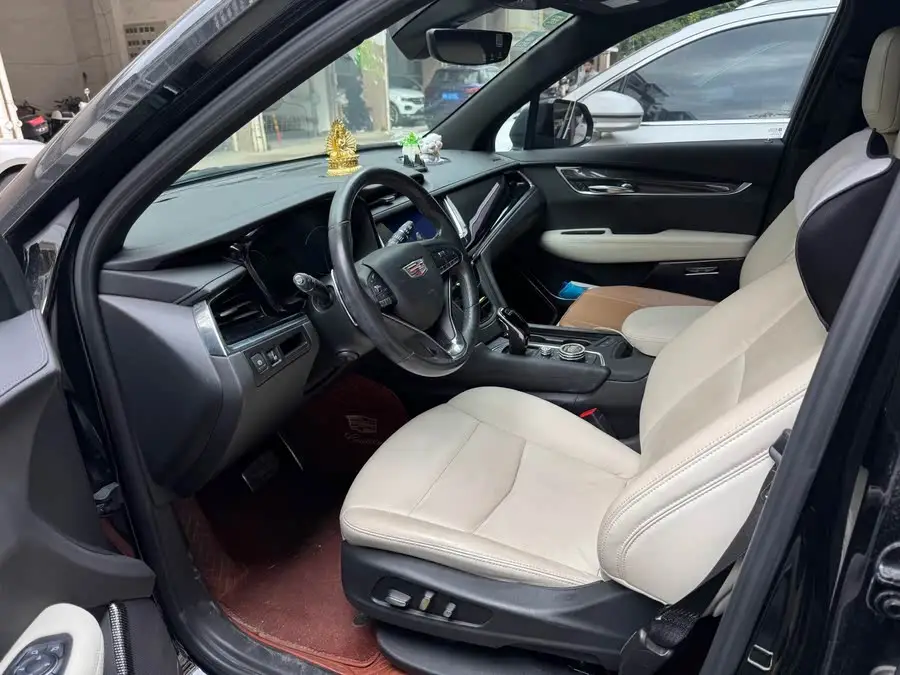 Cadillac XT6 2021 2.0T Seven-Seater Luxury FWD