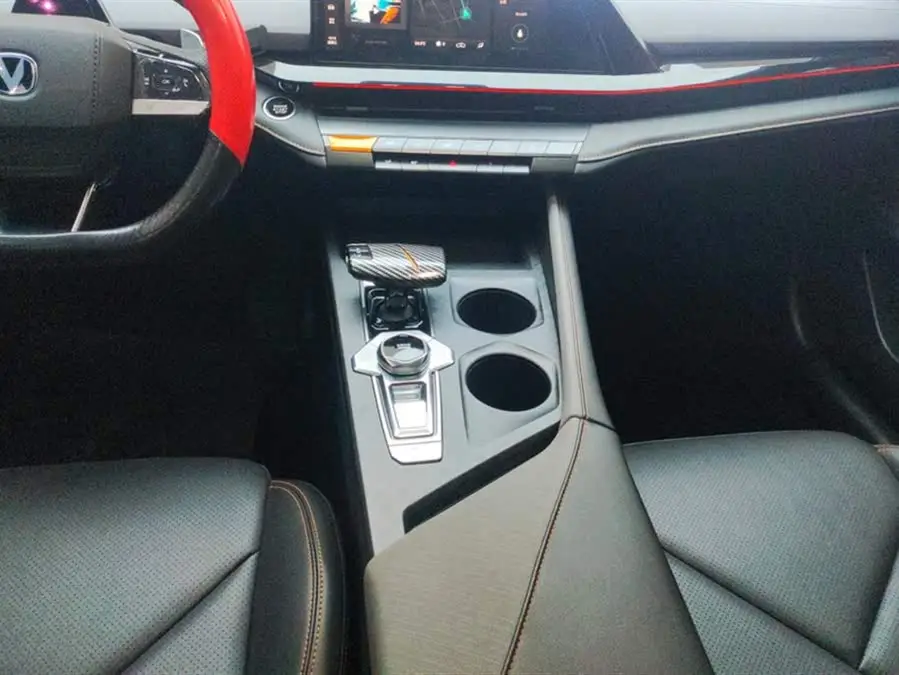 Changan UNI-V 2022 1.5T Premium