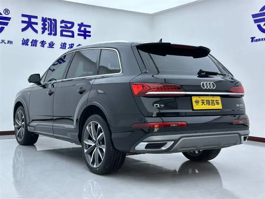 Audi Q7 2022 55 TFSI quattro S line Sport