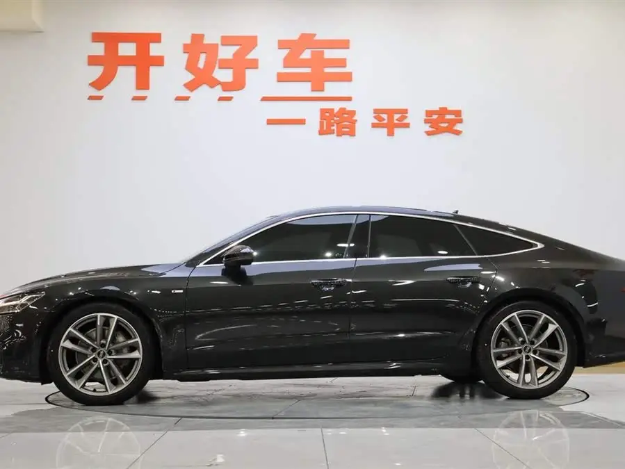 Audi A7 2021 40 TFSI Luxury