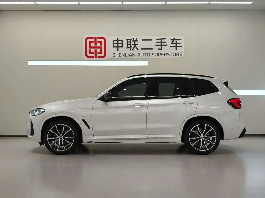 بي إم دبليو X3 2022 الطراز المحسن xDrive30i الفئة الفاخرة حزمة M الرياضية