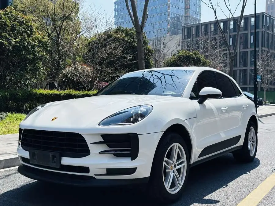 2020 Macan 2.0T