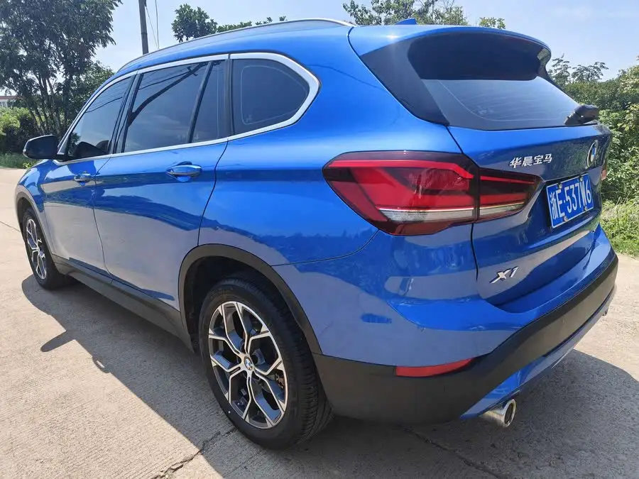 بي إم دبليو X1 2020 sDrive25Li طراز رائد