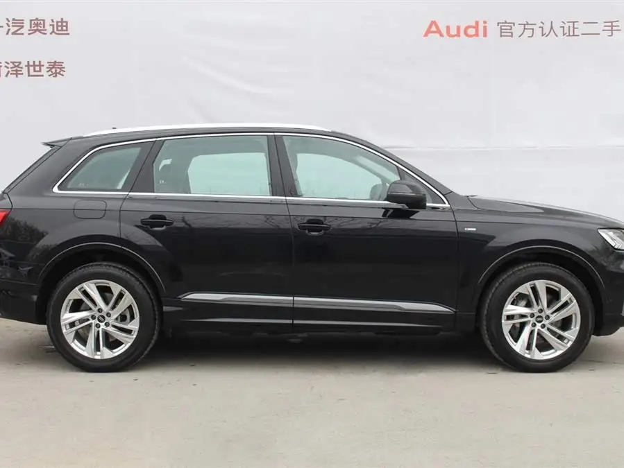 Audi Q7 2021 45 TFSI quattro S line Sport