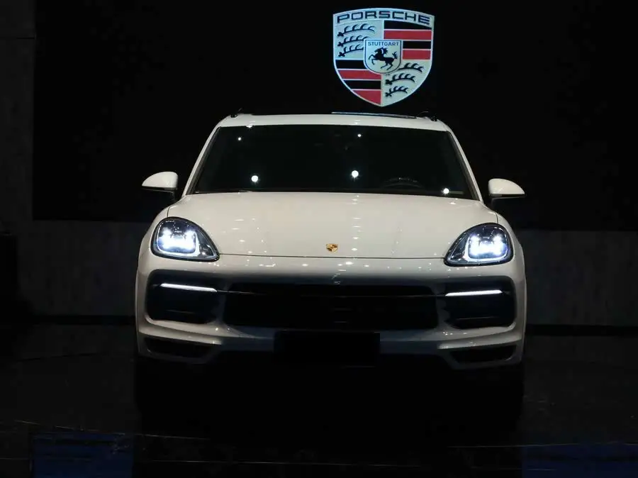 2023 Cayenne 3.0T Platinum Edition