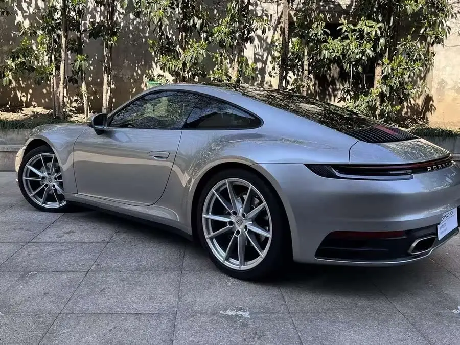 Porsche 911 2022 Carrera 3.0T