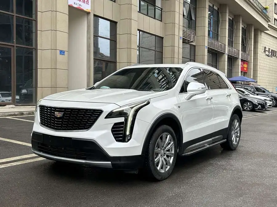 Cadillac XT4 2021 28T FWD Premium