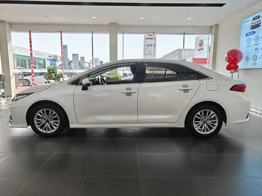 أسد آسيا 2021 2.0 لتر فئة فاخرة