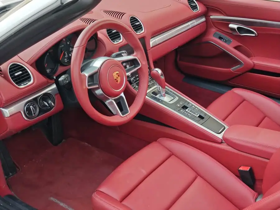 Porsche 718 2019 Model Boxster T 2.0T