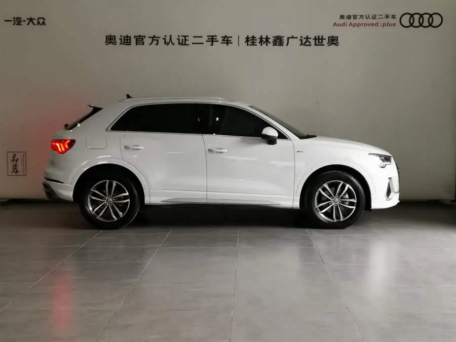 Audi Q3 2021 35 TFSI Fashion Elegance