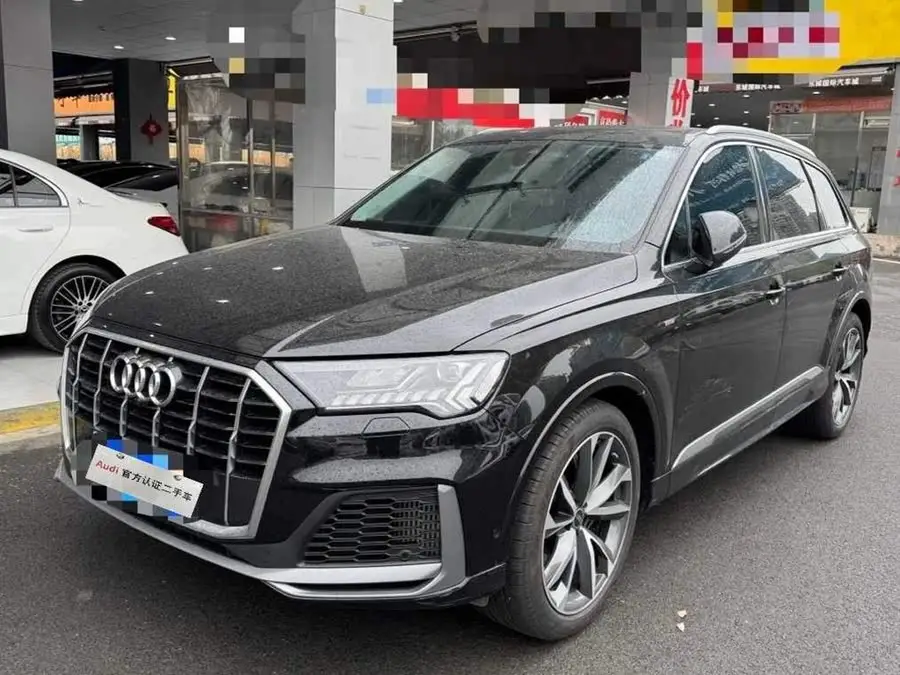 Audi Q7 2023 55 TFSI quattro S line Sport