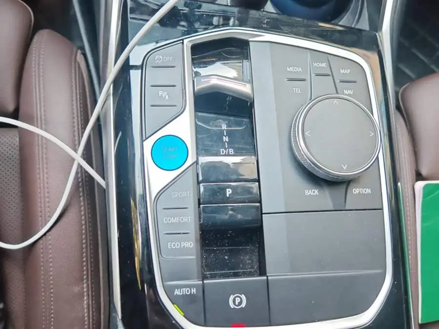 بي إم دبليو i3 2022 eDrive 35 L