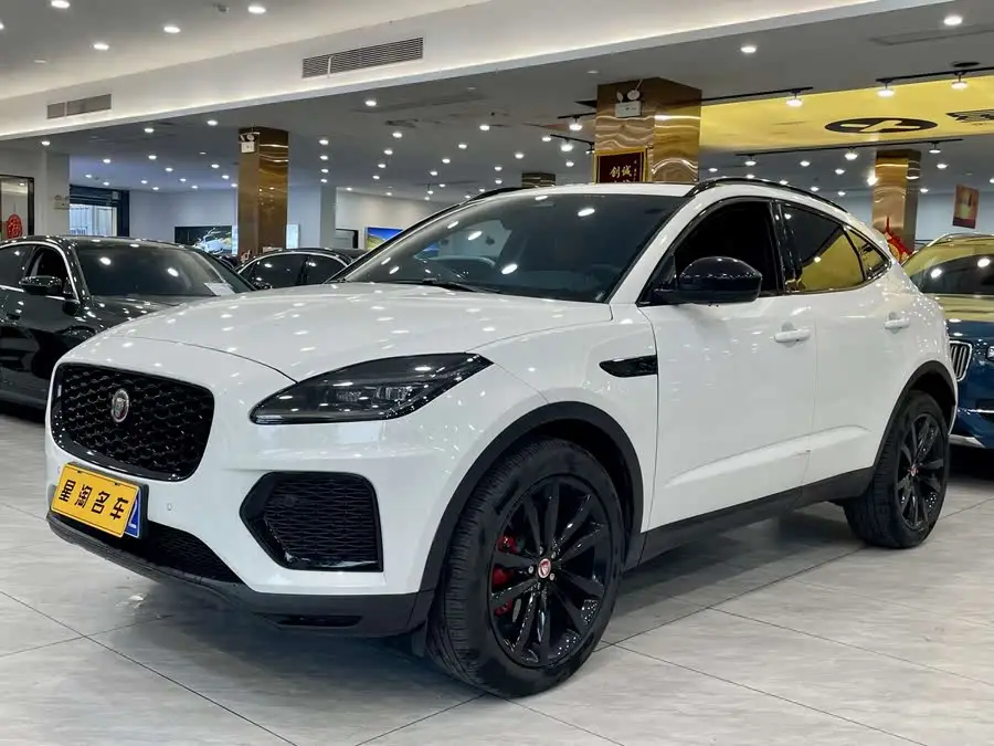 Jaguar E-PACE 2024 R-DYNAMIC SE BLACK