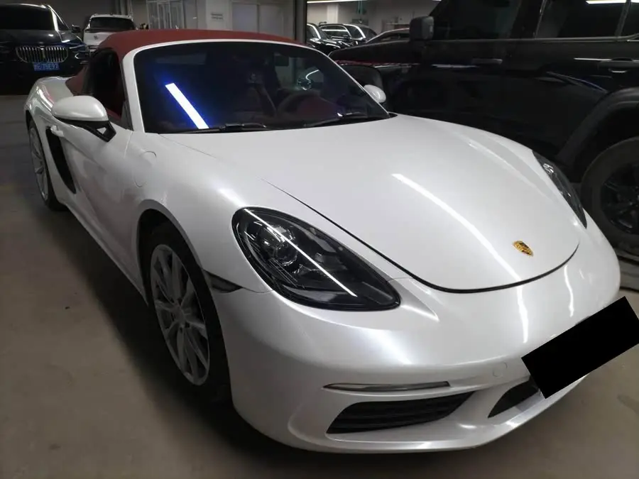 Porsche 718 2020 Model Boxster 2.0T