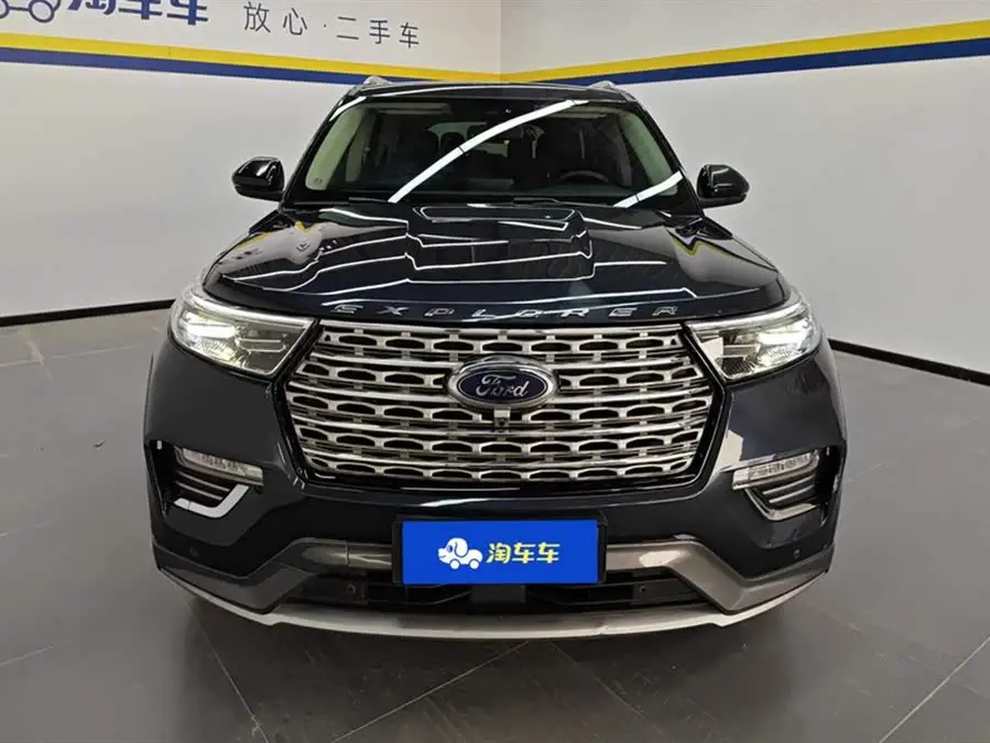 إكسبلورر 2020 إيكو بوست 285 إصدار تيتانيوم 4WD 6 مقاعد