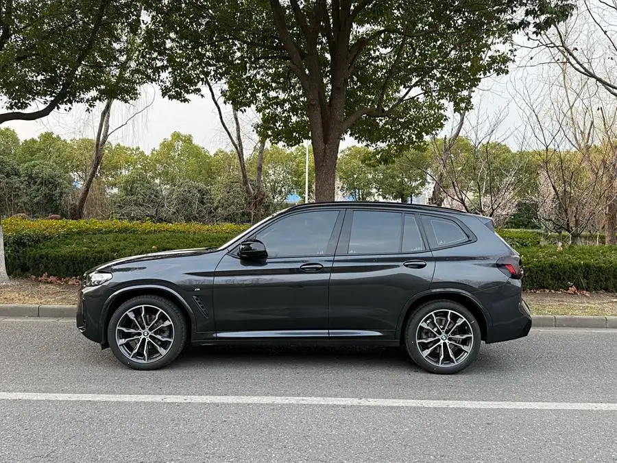 BMW X3 2022 xDrive30i Leading Model M Night Package