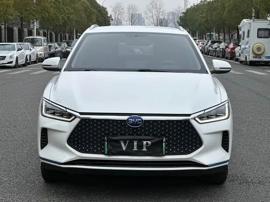 بي واي دي e2 2019 النسخة عالية النطاق