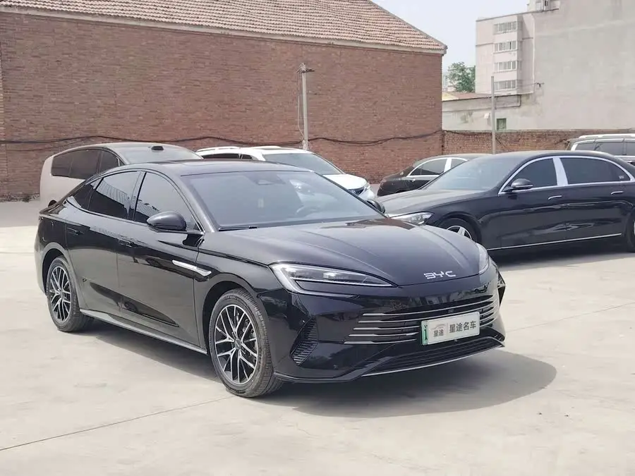 سيلون 2024 إصدار المجد DM-i 1.5L 121 كم الطراز النخبوي