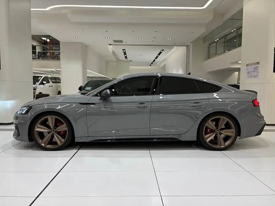 Audi RS 5 2022 RS 5 2.9T Sportback Dark Gold Edition