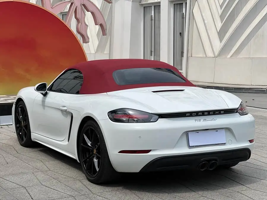Porsche 718 2022 Model Boxster 2.0T