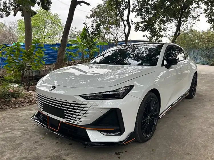 Changan UNI-V 2022 1.5T Sport Edition