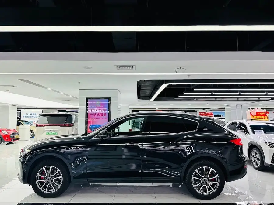 Levante 2020 3.0T Standard Version