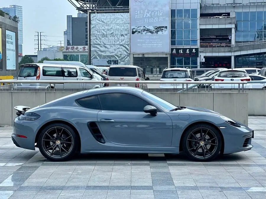 Porsche 718 2022 Cayman T 2.0T
