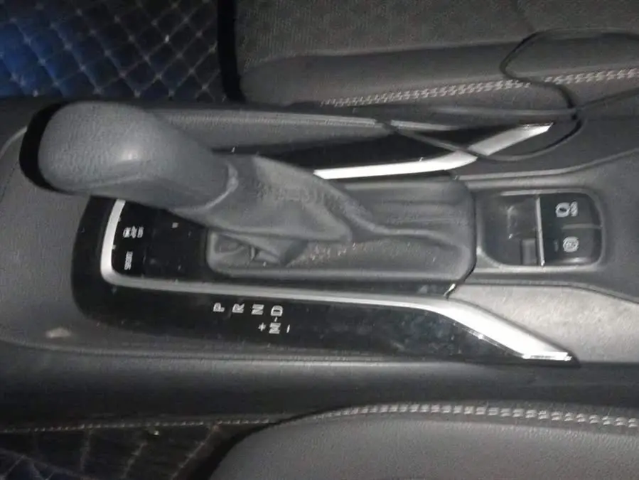 أسد آسيا 2021 2.0 لتر النسخة المميزة