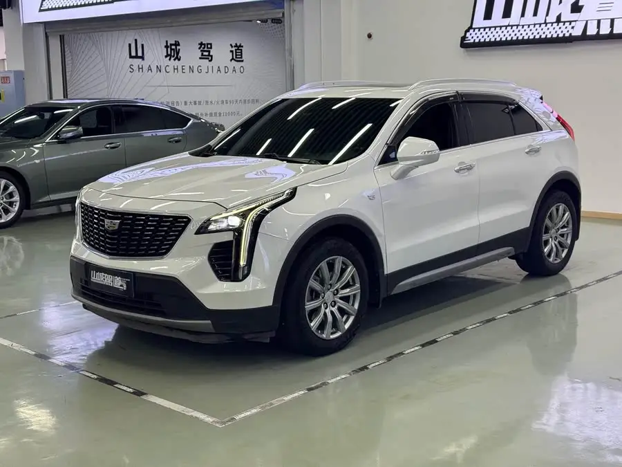Cadillac XT4 2020 28T FWD Premium