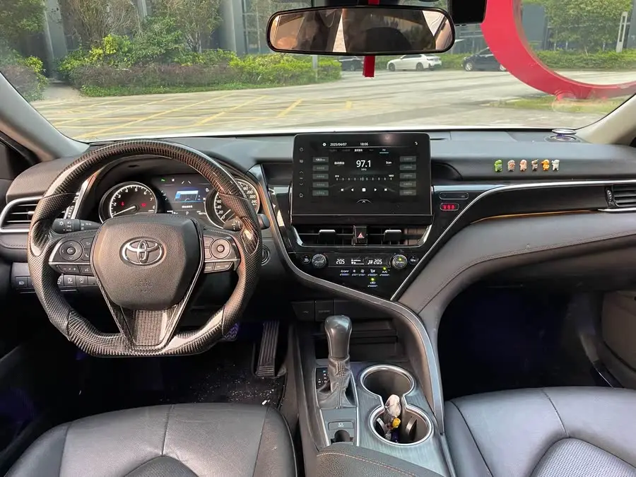 Camry 2022 2.0GVP Leading Edition