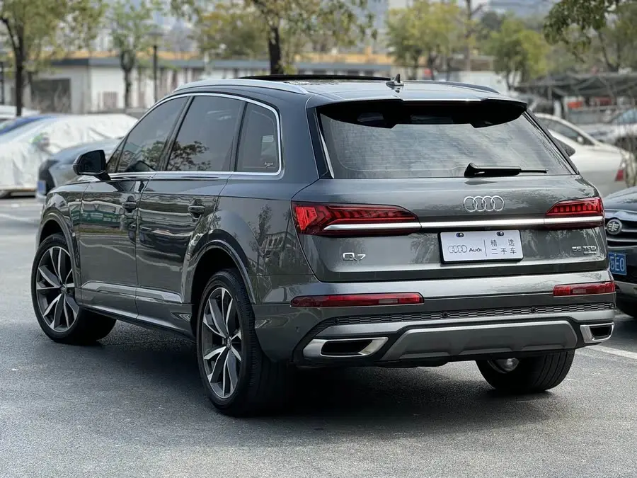 Audi Q7 2020 55 TFSI quattro S line Sport